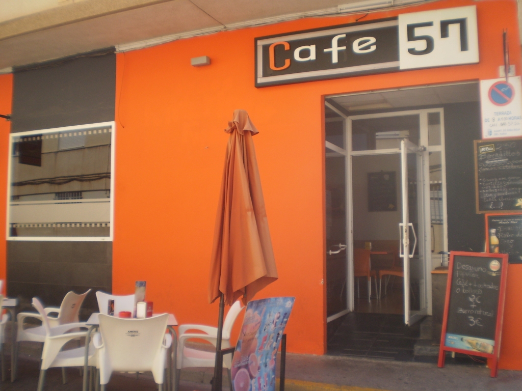CAFÉ 57